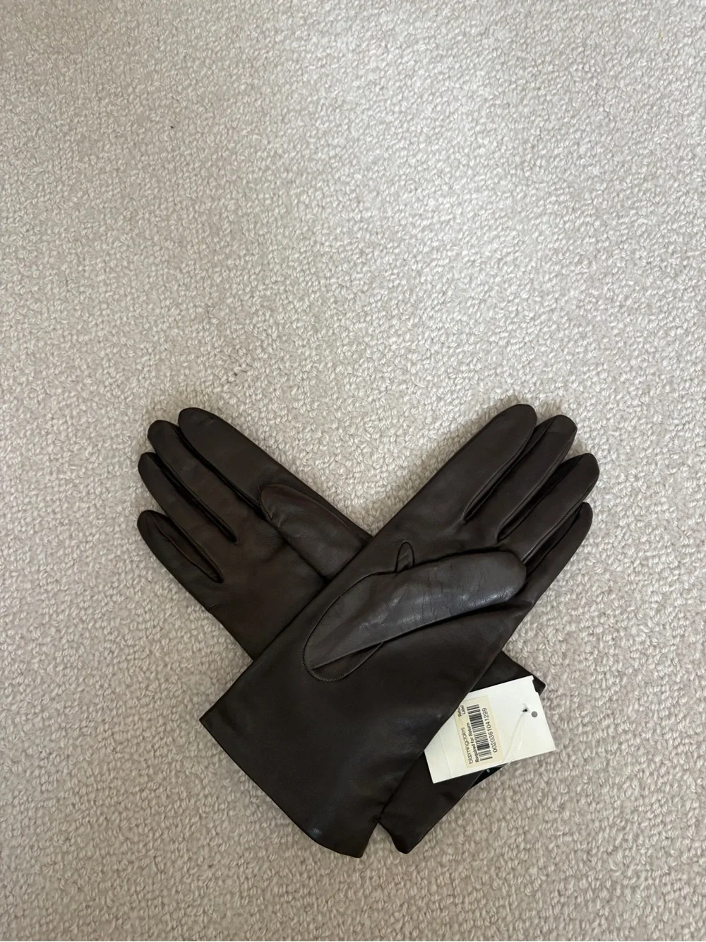 Bloomingdale’s NWT Classic Dark Brown Leather Gloves